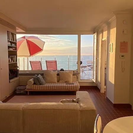 Zonnig Penthouse Met Panoramisch Zeezicht * Ostend