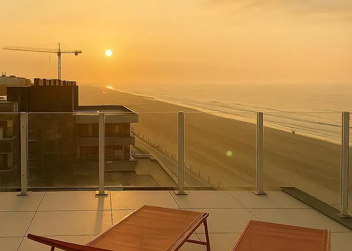 Zonnig Penthouse Met Panoramisch Zeezicht * Oostende