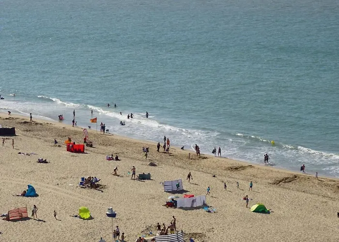 Zonnig Penthouse Met Panoramisch Zeezicht Oostende